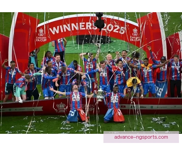 水晶宫俱乐部崛起之路：从英超新星到全球足坛焦点的转变